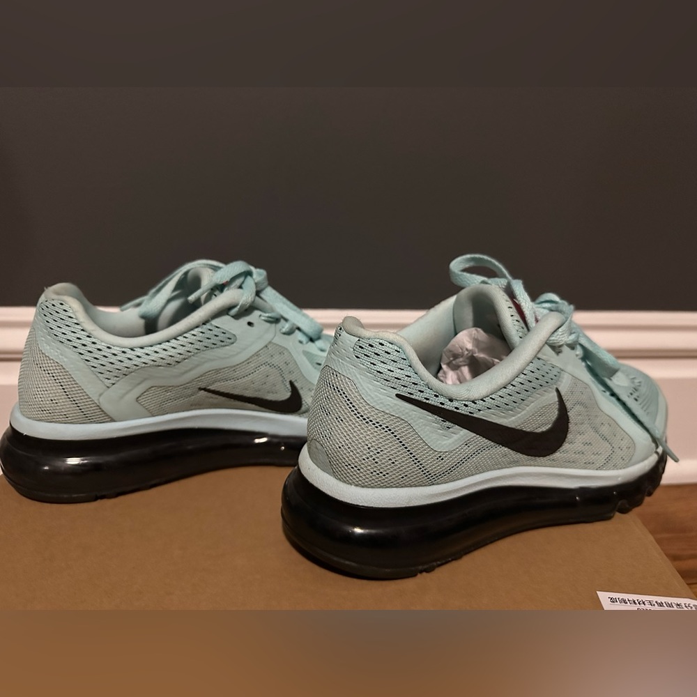 NIKE AIR MAX | SZ 7.5 | Running Shoes - Picture 2 of 7